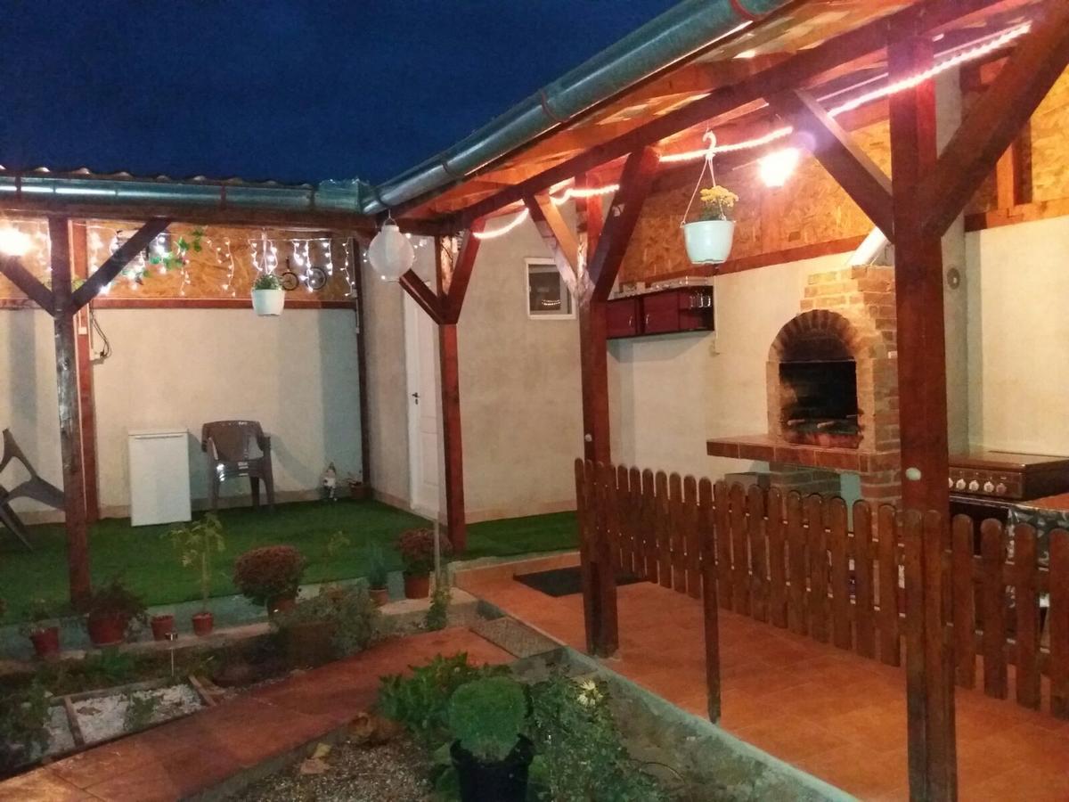 Vila Arjana Orsova Exterior photo