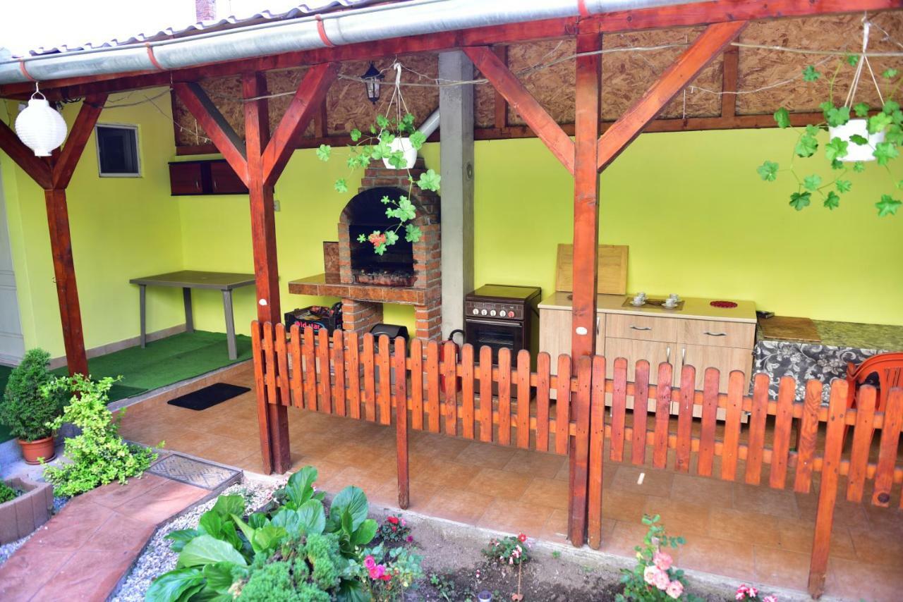 Vila Arjana Orsova Exterior photo