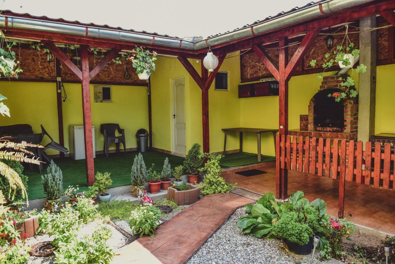 Vila Arjana Orsova Exterior photo